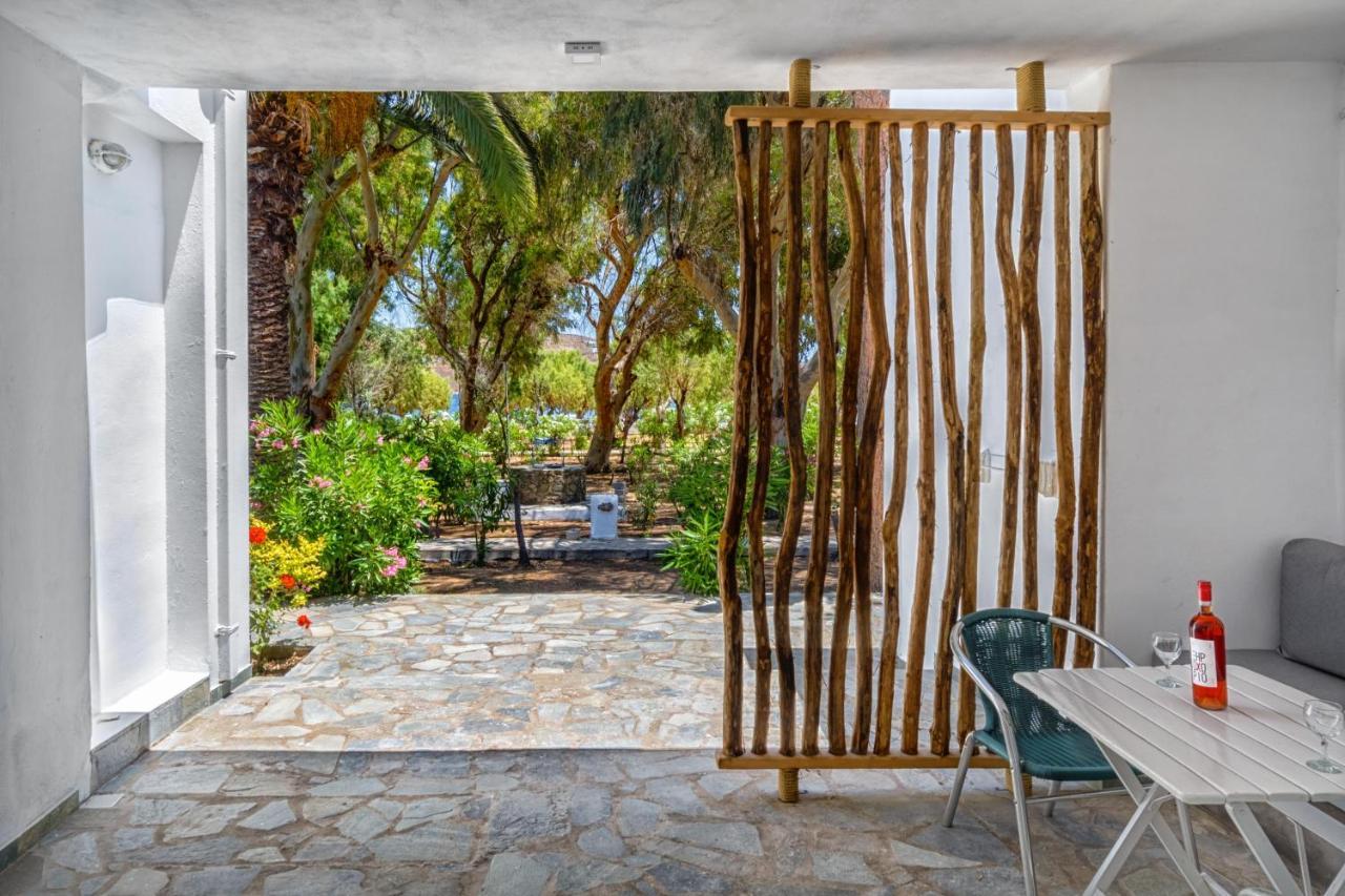 Coralli Seaside Resort Livadakia Dış mekan fotoğraf