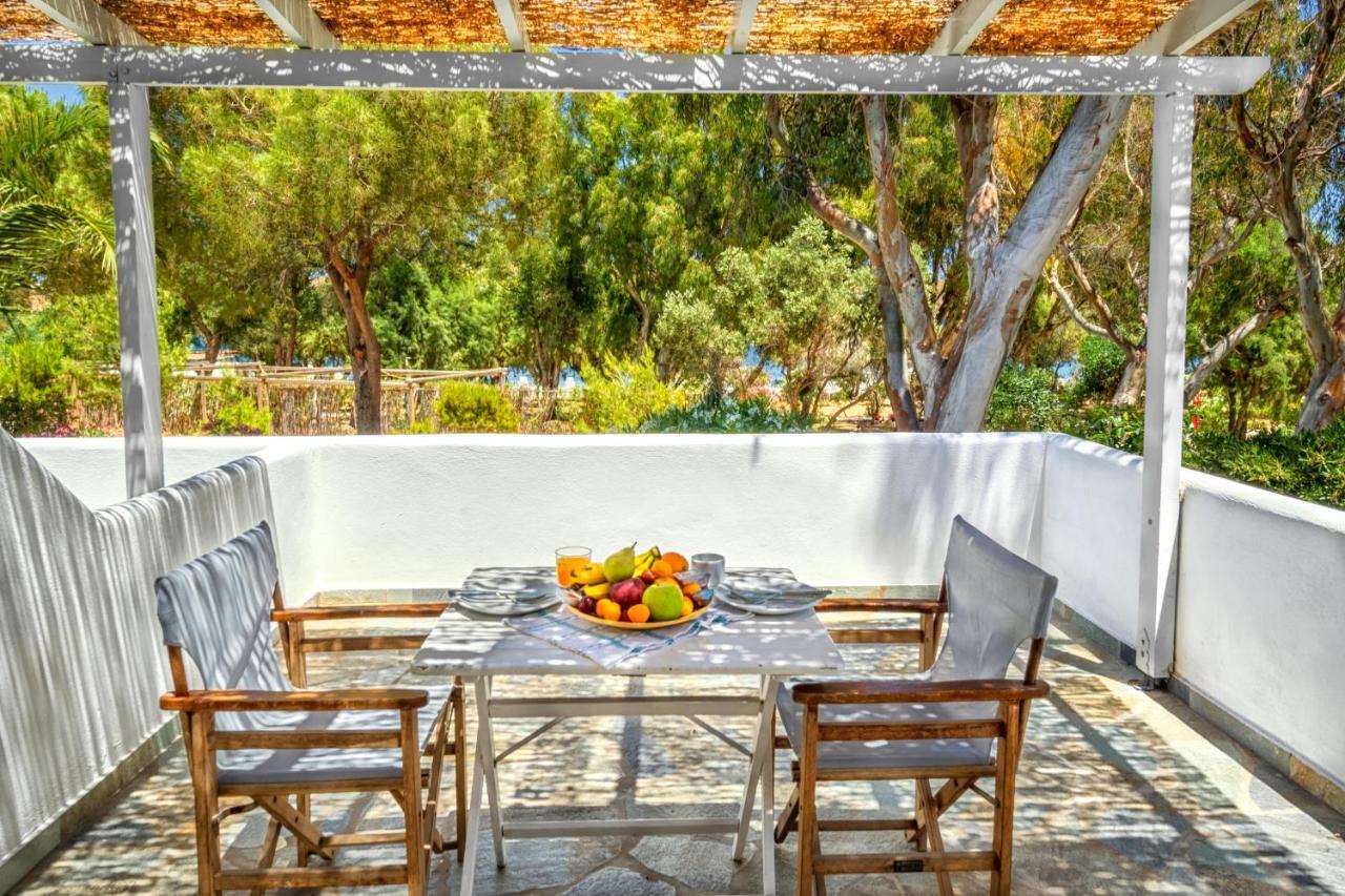 Coralli Seaside Resort Livadakia Dış mekan fotoğraf